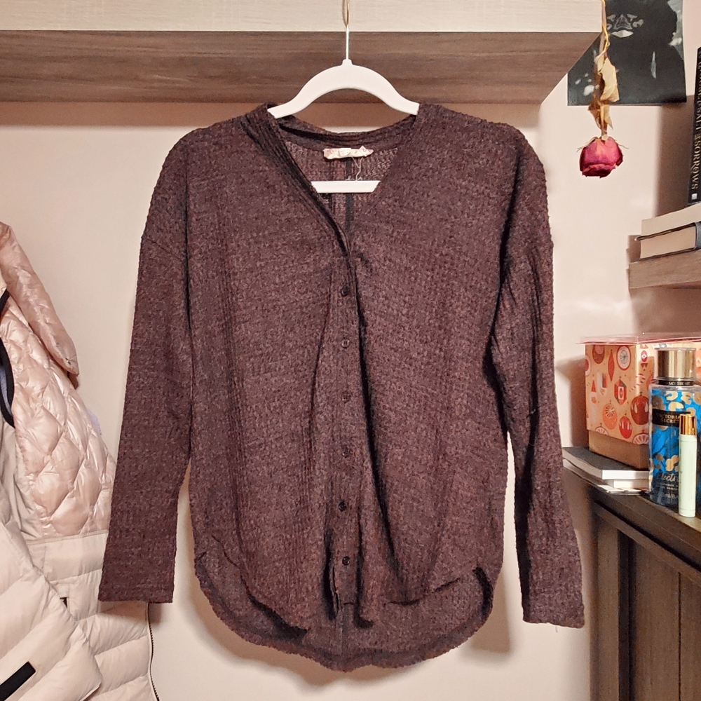Button Short Cardigan - Picture 5 of 5